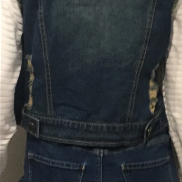 1 Left! L Love Blue Distressed Denim Vest - Picture 4 of 6